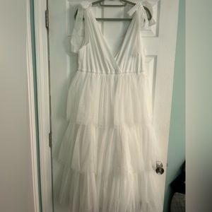 New with tags, never worn. Tulle tiered tank dress. XL midi